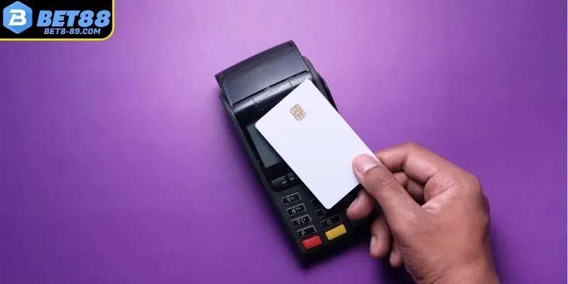 Bước đầu tiên là đăng nhập